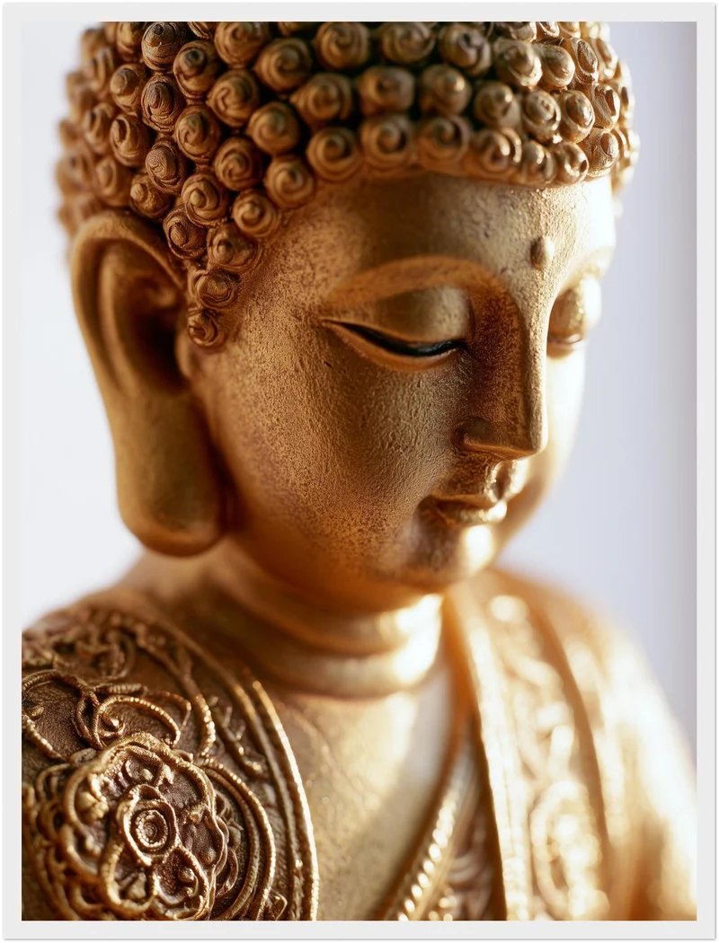 Goldener Buddha in Stille Poster