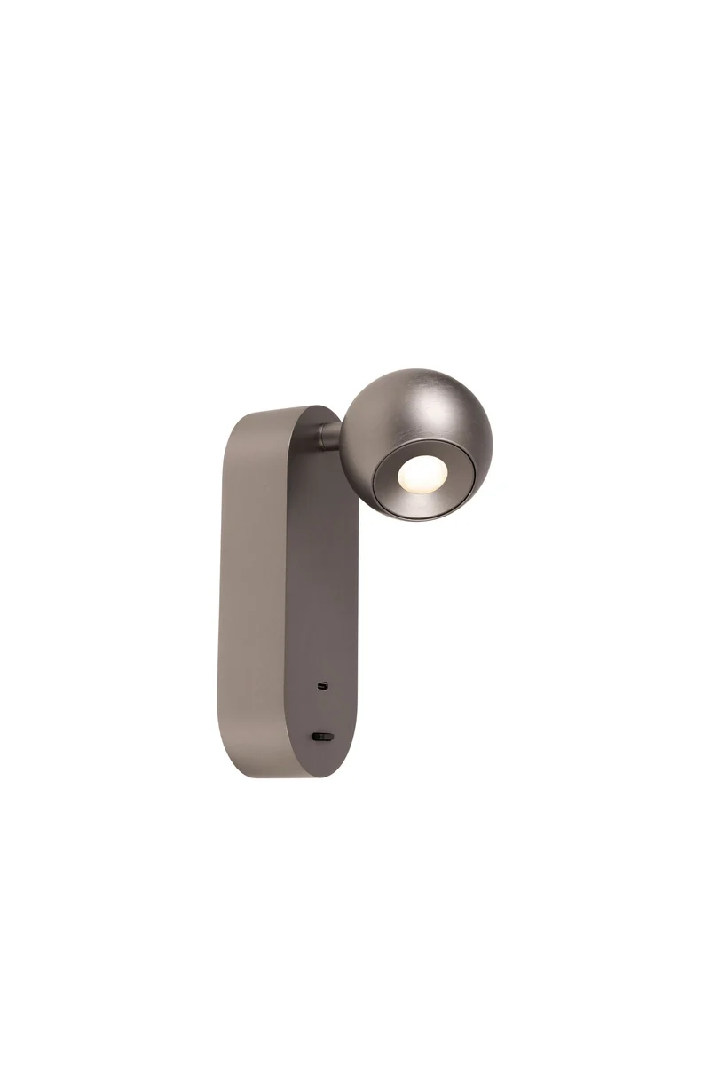 LED-Wandleuchte Montana mit CCT und USB-C-Ladeanschluss