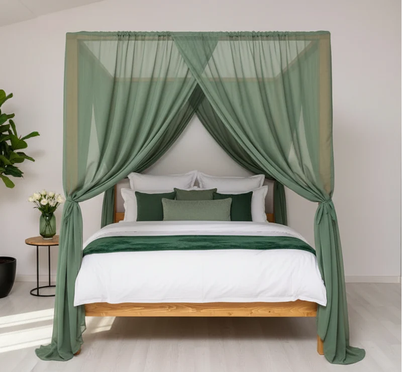 Himmelbett aus Massivholz - Klassisches Pfosten-Bett Gestell