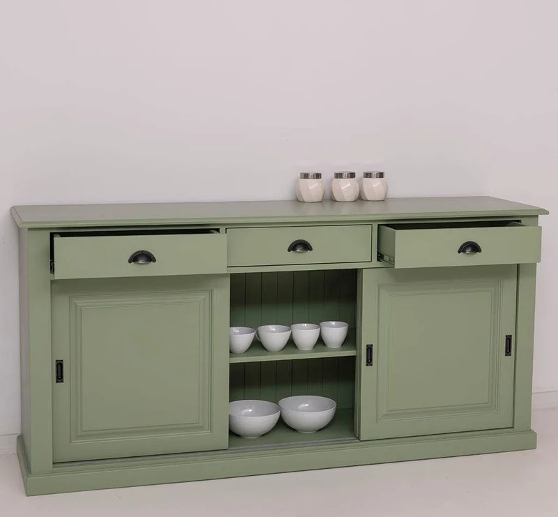 Großes Sideboard aus Massivholz mit 3 Schiebetüren und 3 Schubladen