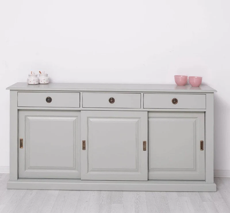 Großes Sideboard aus Massivholz mit 3 Schiebetüren und 3 Schubladen
