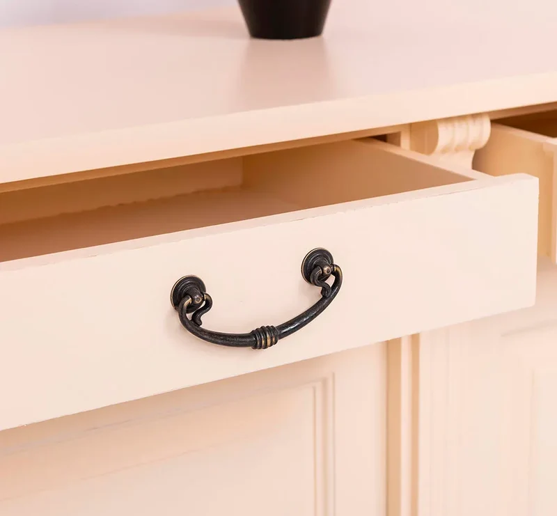 Landhaus Sideboard aus Massivholz | Kommode mit 4 Schubladen und 4 Türen