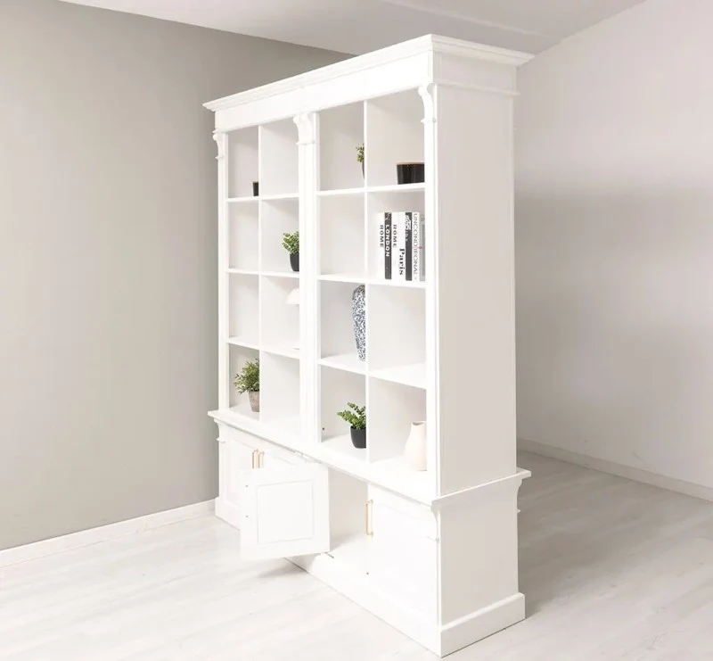 Raumteiler aus Massivholz mit acht Türen - Bücherregal mit Durchreiche II