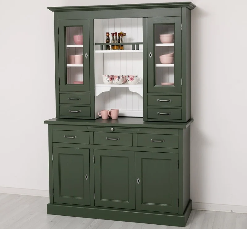 Küchen- und Buffetschrank aus massiver Eiche im Landhausstil in vielen Farben