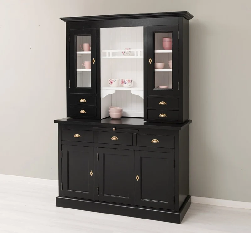 Küchen- und Buffetschrank aus massiver Eiche im Landhausstil in vielen Farben