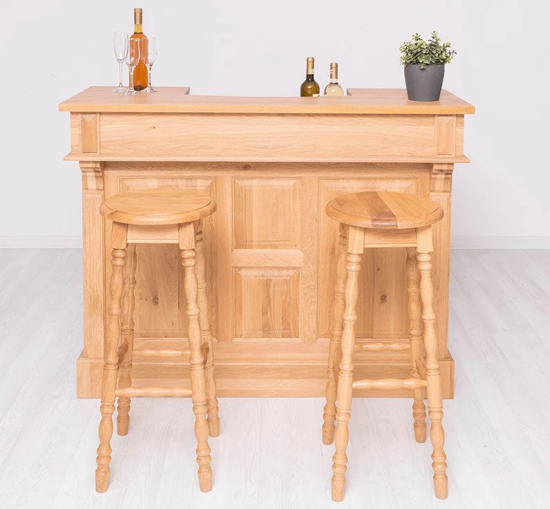 Bar-Set aus massiver Eiche | Empfangstheke aus Massivholz mit zwei Hockern