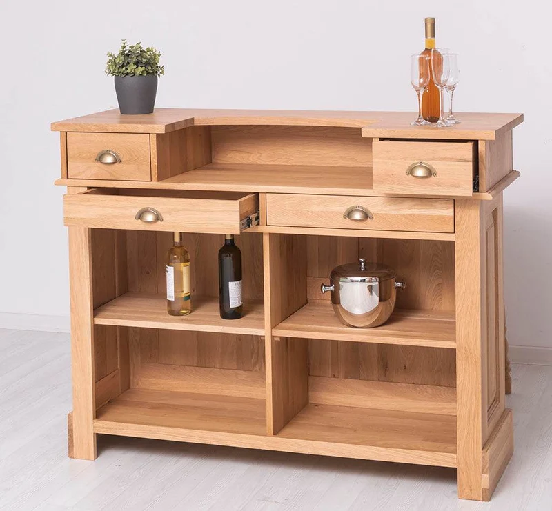 Bar-Set aus massiver Eiche | Empfangstheke aus Massivholz mit zwei Hockern