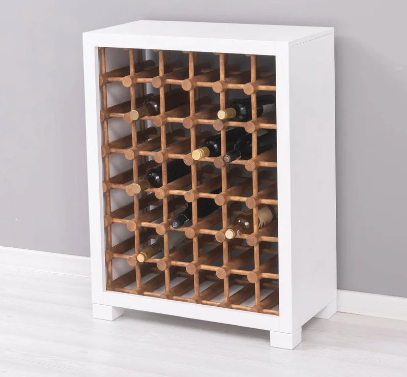 Kleines Weinregal aus Massivholz mit Platz für 42 Flaschen