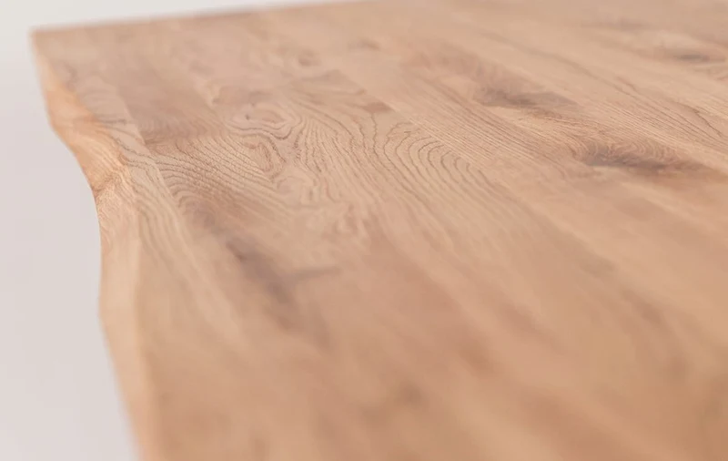 Savona Wildeiche Schreibtisch Savona II – 137,5 cm für Effizientes Arbeiten