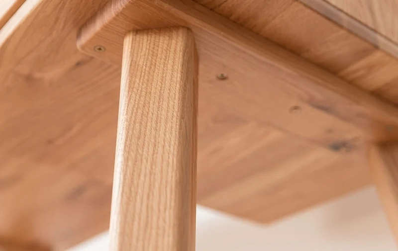 Savona Wildeiche Schreibtisch Savona II – 137,5 cm für Effizientes Arbeiten