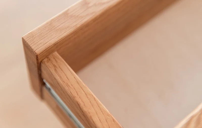 Savona Wildeiche Schreibtisch Savona II – 137,5 cm für Effizientes Arbeiten