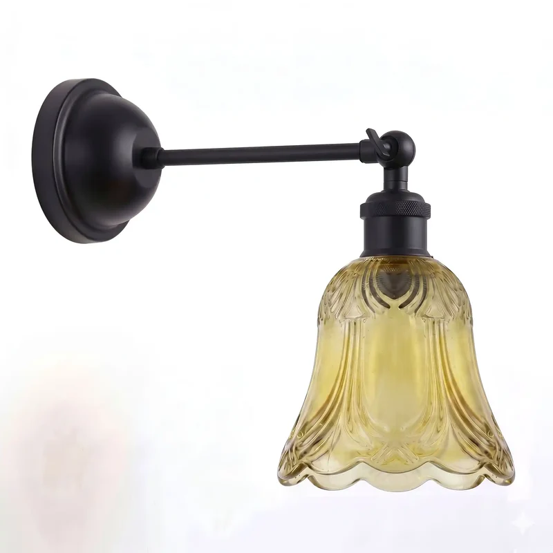 Vintage-Wandleuchte aus bernsteinfarbenem Glas mit E27-Fassung und verstellbarem Arm~3801
