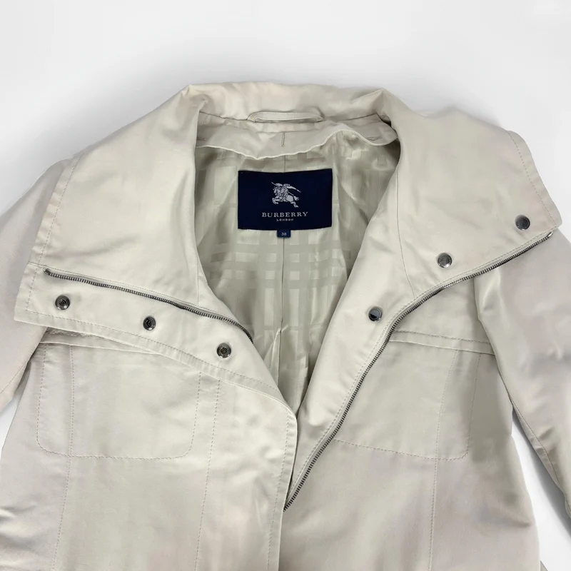 Burberry Trenchcoat aus Nylon