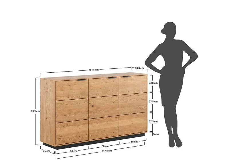 Beleuchtetes Sideboard aus massiver Eiche und Glas | Kommode Tirano IV mit Rückwand in grober Holzstruktur