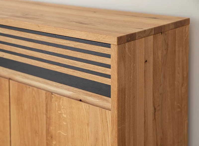 Modernes Sideboard aus massiver Wildeiche | Dreitürige Kommode Ravello mit zwei Schubladen