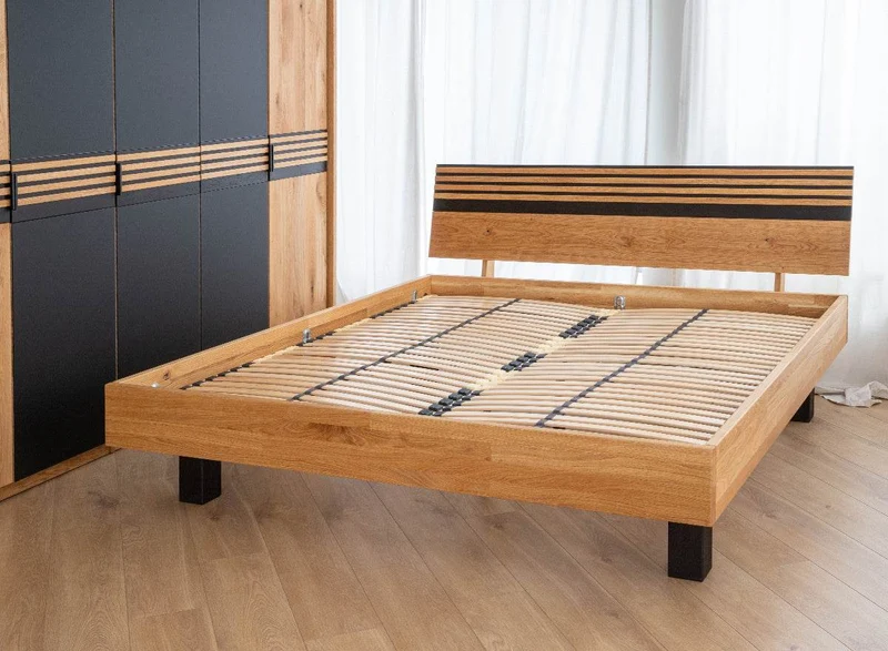Modernes Bett aus massiver Wildeiche | Doppelbett Ravello