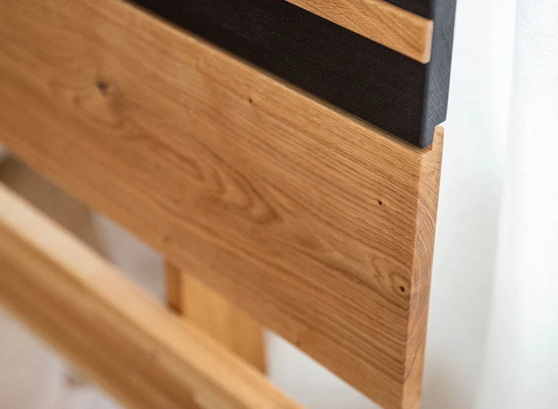 Modernes Bett aus massiver Wildeiche | Doppelbett Ravello