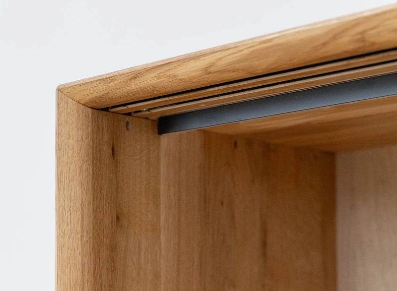 Großes Industrial TV-Board aus massiver Eiche | Fernsehtisch Modern Loft mit Glastür