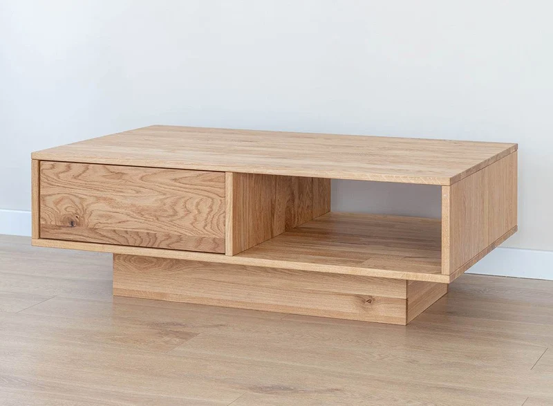 Couchtisch Collodi aus massiver Wildeiche mit Schublade