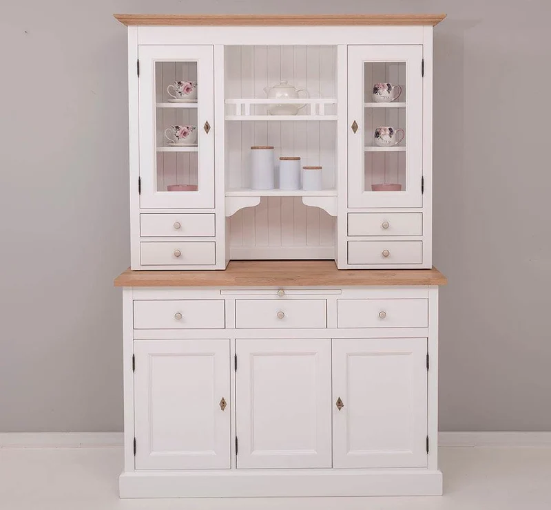 Küchen- und Buffetschrank aus Massivholz im Landhausstil - Eichenakzente