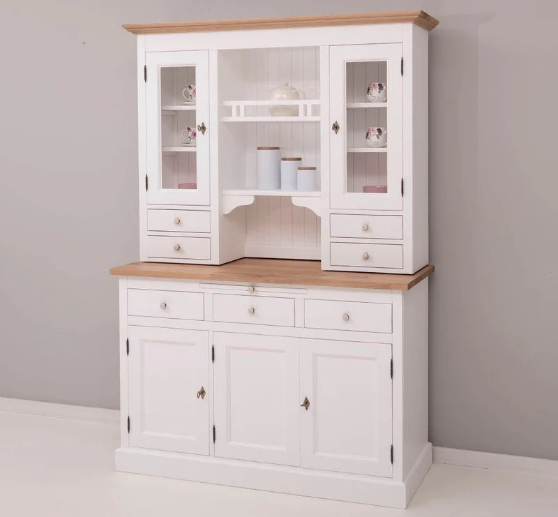 Küchen- und Buffetschrank aus Massivholz im Landhausstil - Eichenakzente