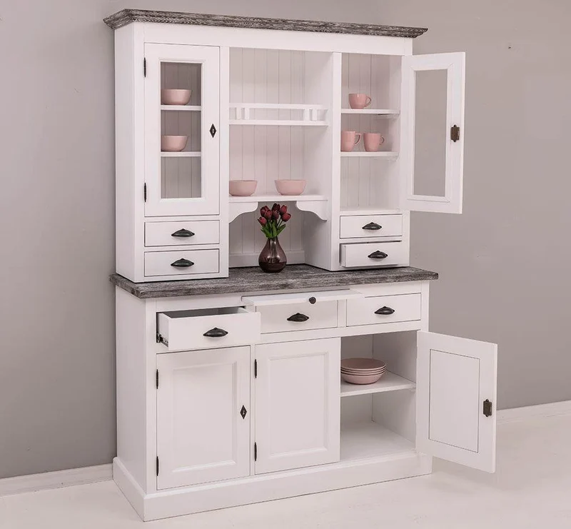 Küchen- und Buffetschrank aus Massivholz im Landhausstil - Eichenakzente