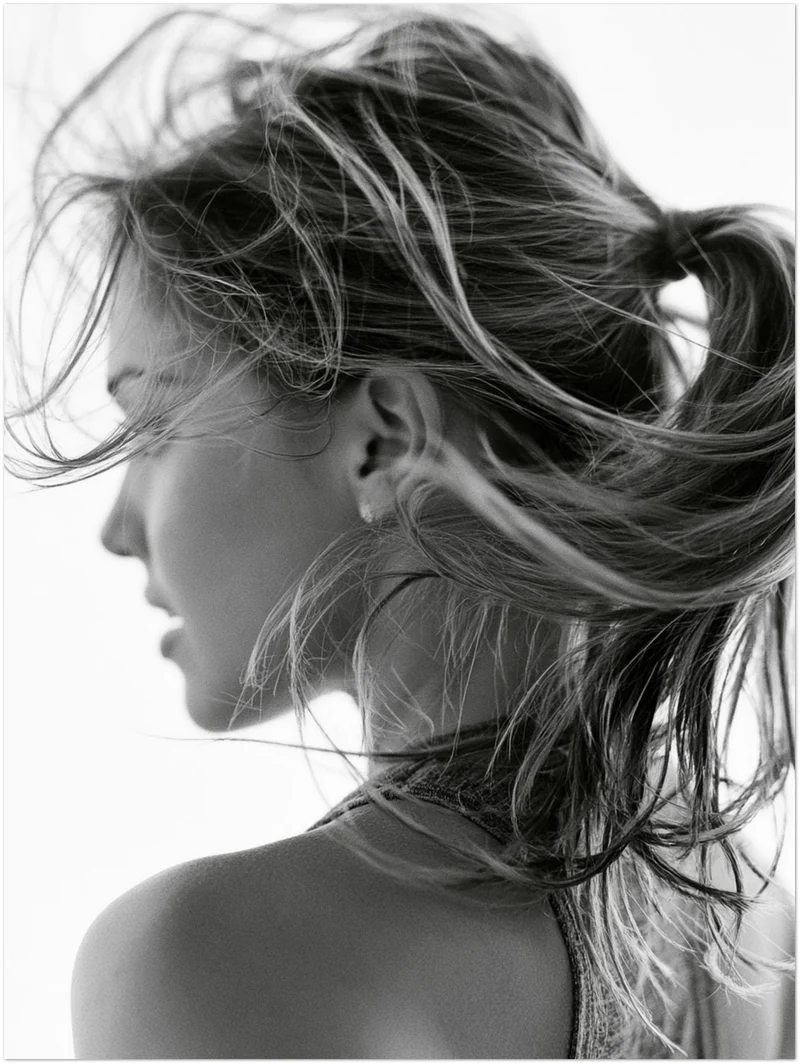 Haar im Wind Poster