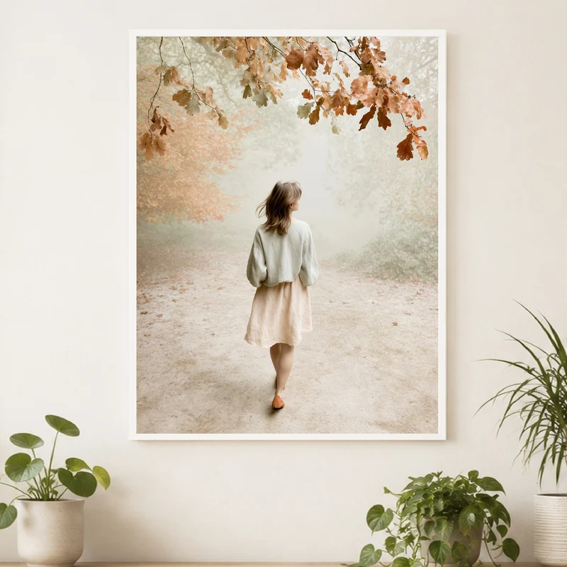 Frau im Herbstwald Poster