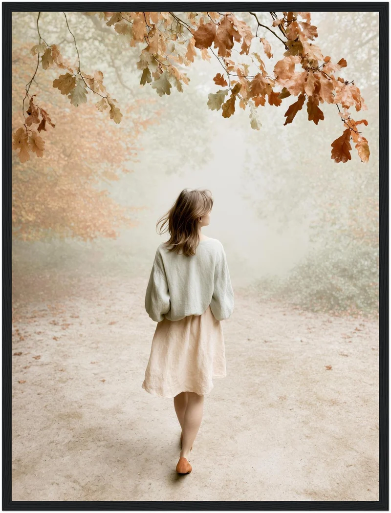 Frau im Herbstwald Poster