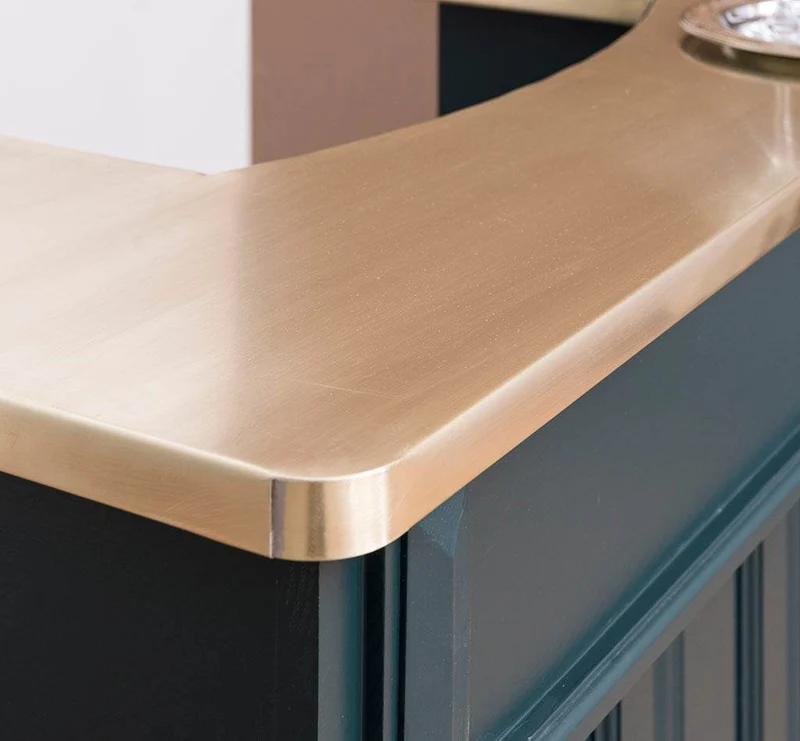 Bar-Set bestehend aus Empfangstheke| Bartresen und Buffetschrank mit Glashalterungen