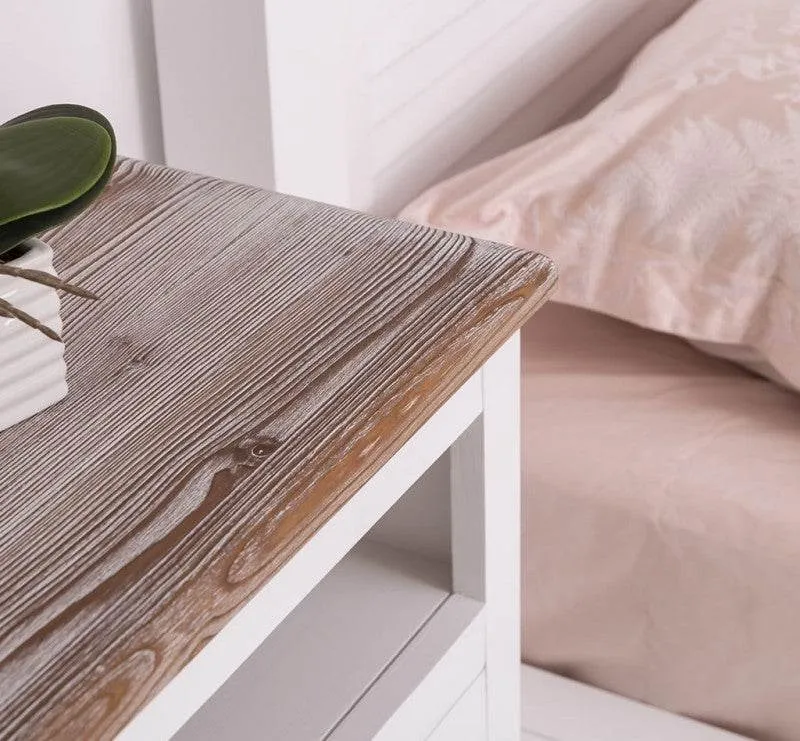 Schlafzimmer-Set - Bett aus Massivholz mit zwei Nachttischen