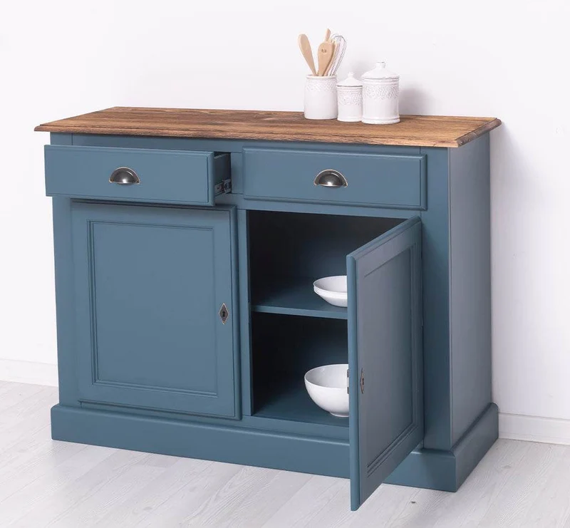 Massives Sideboard mit zwei Schubladen und Schranktüren