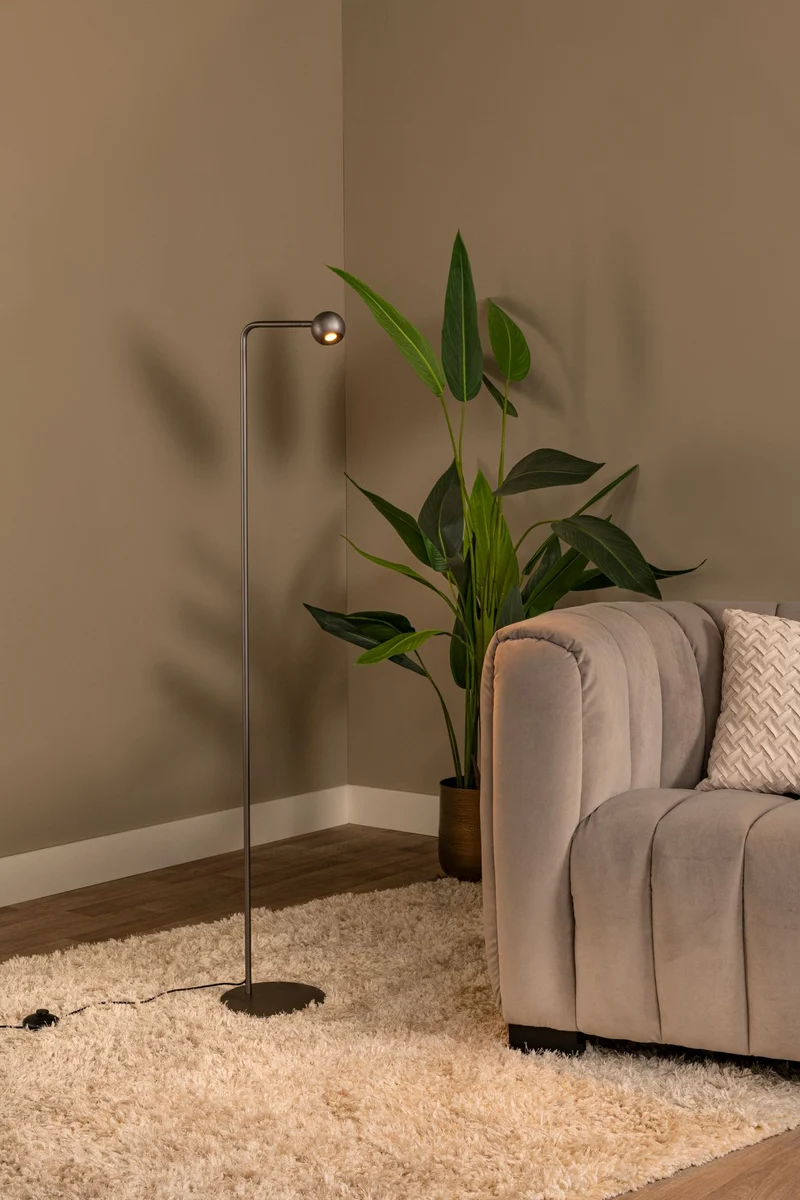 LED-Stehlampe Montana dimmbar schwenkbar