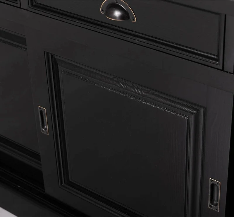 Großes Sideboard aus Massivholz mit 3 Schiebetüren und 3 Schubladen