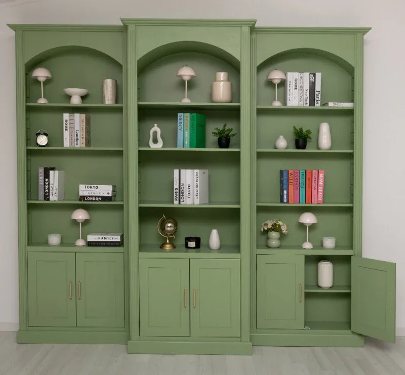 Gewölbte Wohnwand aus Massivholz - 250 cm hohe Bücherwand - Bibliothek