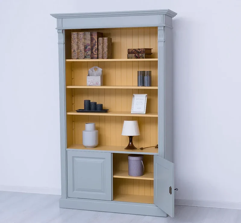 Vintage Bücherschrank aus Massivholz | Regal im Landhausstil