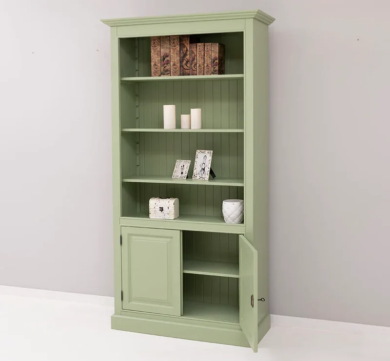Landhaus Bücherregal aus Massivholz mit Schranktüren in verschiedenen Farben