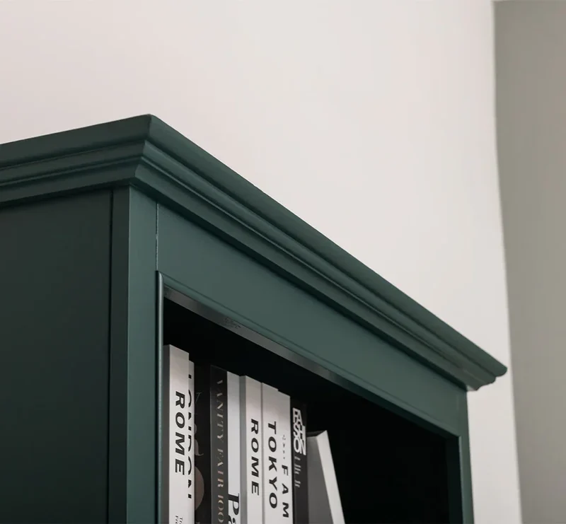 Bücherregal mit Schubladen aus Massivholz - in verschiedenen Farben