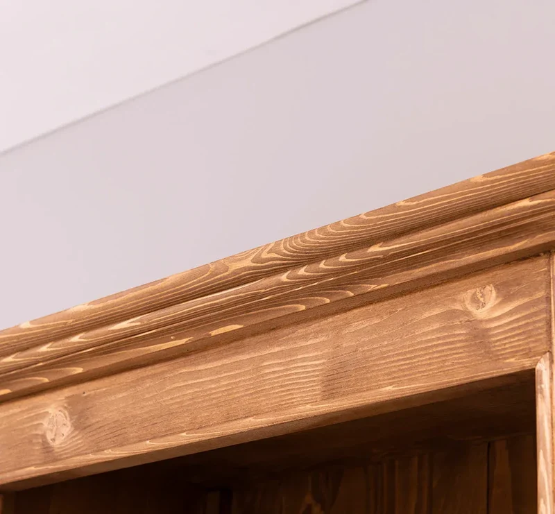 Schmales Bücherregal aus Massivholz | Regal im Landhausstil