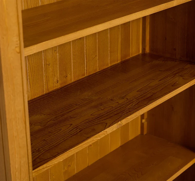 Bücherregal aus Massivholz in verschiedenen Farben