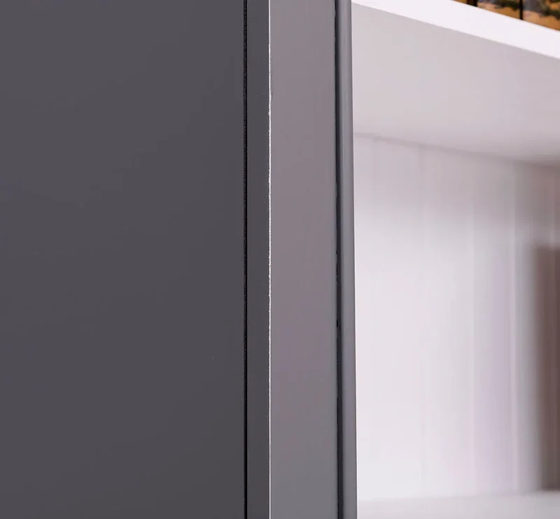 Bücherregal aus Massivholz in verschiedenen Farben