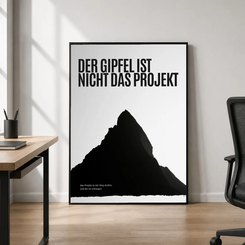 Bergsilhouette Motivationsspruch Poster