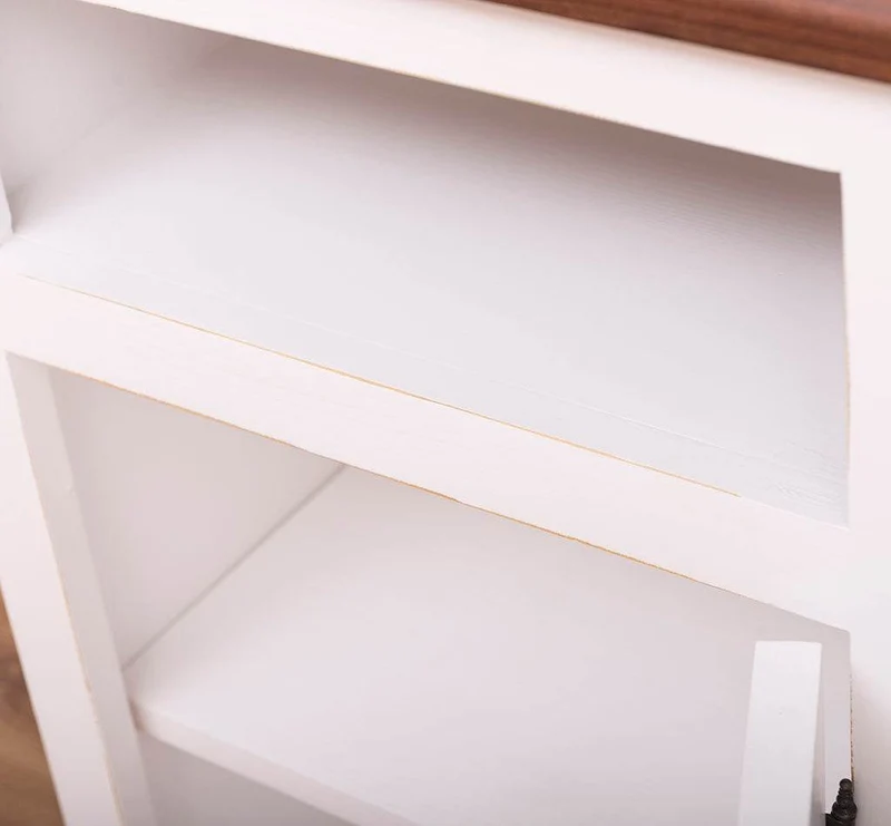 Nachttisch im Landhausstil | Nachtschrank aus Massivholz