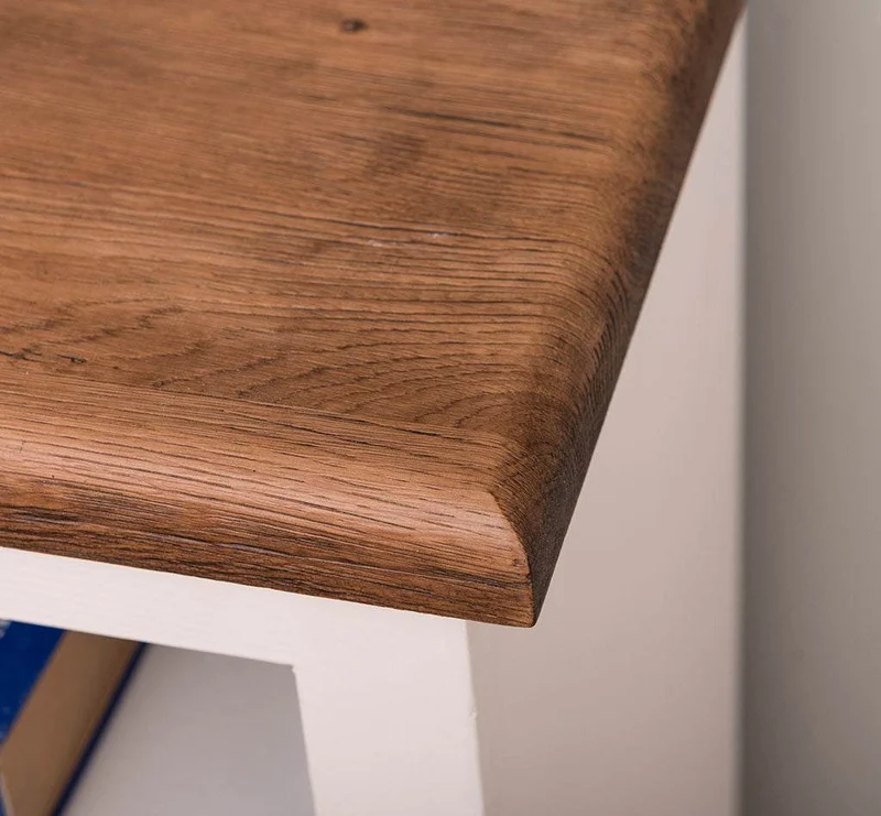 Nachttisch im Landhausstil | Nachtschrank aus Massivholz
