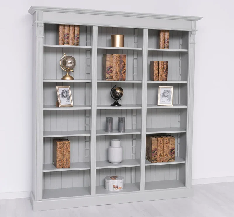 Großes Bücherregal aus Massivholz mit verzierter Kranzleiste | Regalwand in verschiedenen Farben