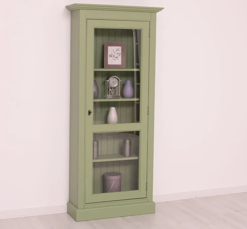 Schmaler Vitrinenschrank aus Massivholz in verschiedenen Farben