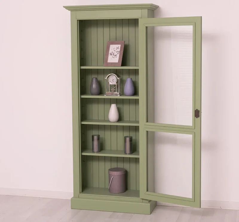 Schmaler Vitrinenschrank aus Massivholz in verschiedenen Farben