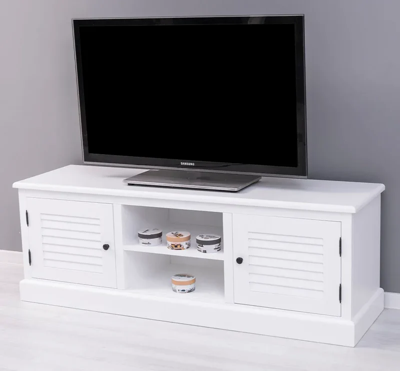 Landhaus TV-Board aus Massivholz mit Lamellentüren