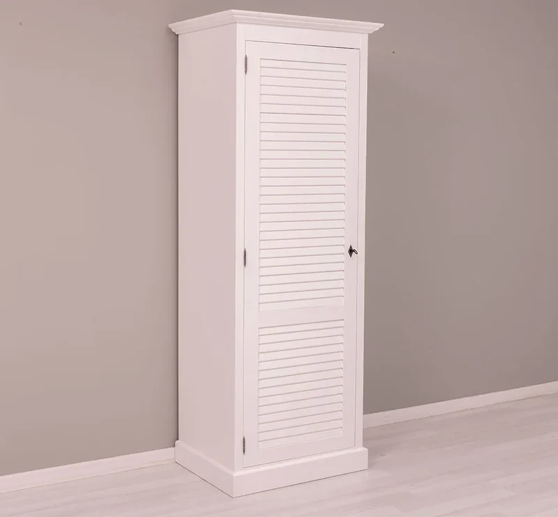 Abschließbarer Kleiderschrank aus Massivholz mit Lamellentür