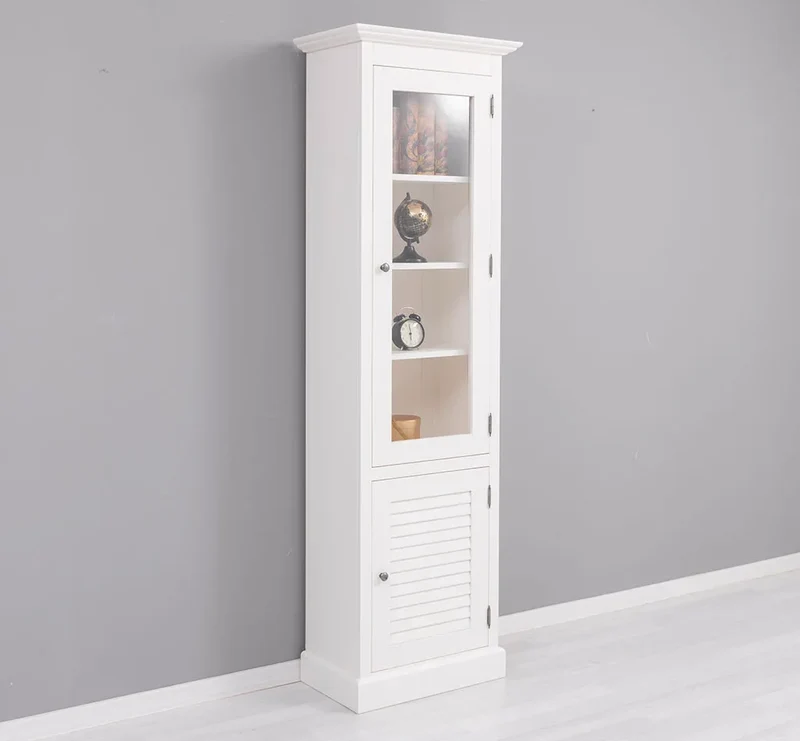 Schmaler Vitrinenschrank aus Massivholz mit Lamellentür